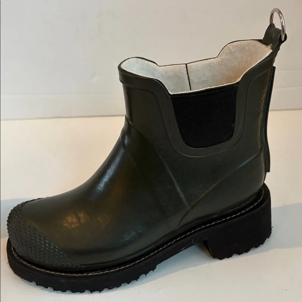 Ilse Jacobsen Rub 47’ short rubber waterproof boots w heel army green Sundance
